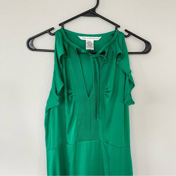 Diane Von Furstenberg Kelly Green Silk Ruffle Mini Dress dVf (Size 2) - Picture 2 of 9